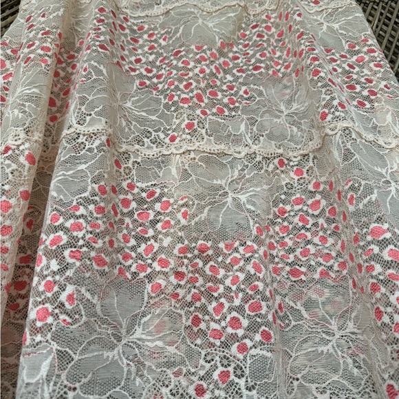 Ebeney Lace Teddy ivory : coral accents - Picture 5 of 10